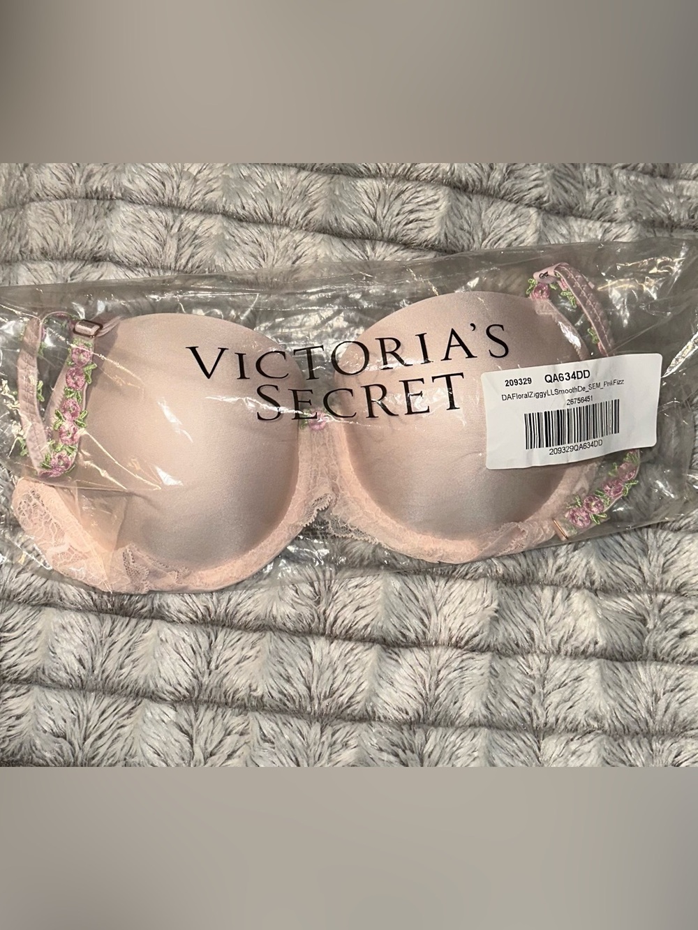 Victoria's Secret NWT Blush Pink Lined w/ Lace-Trim & Embroidered flowers 🌺